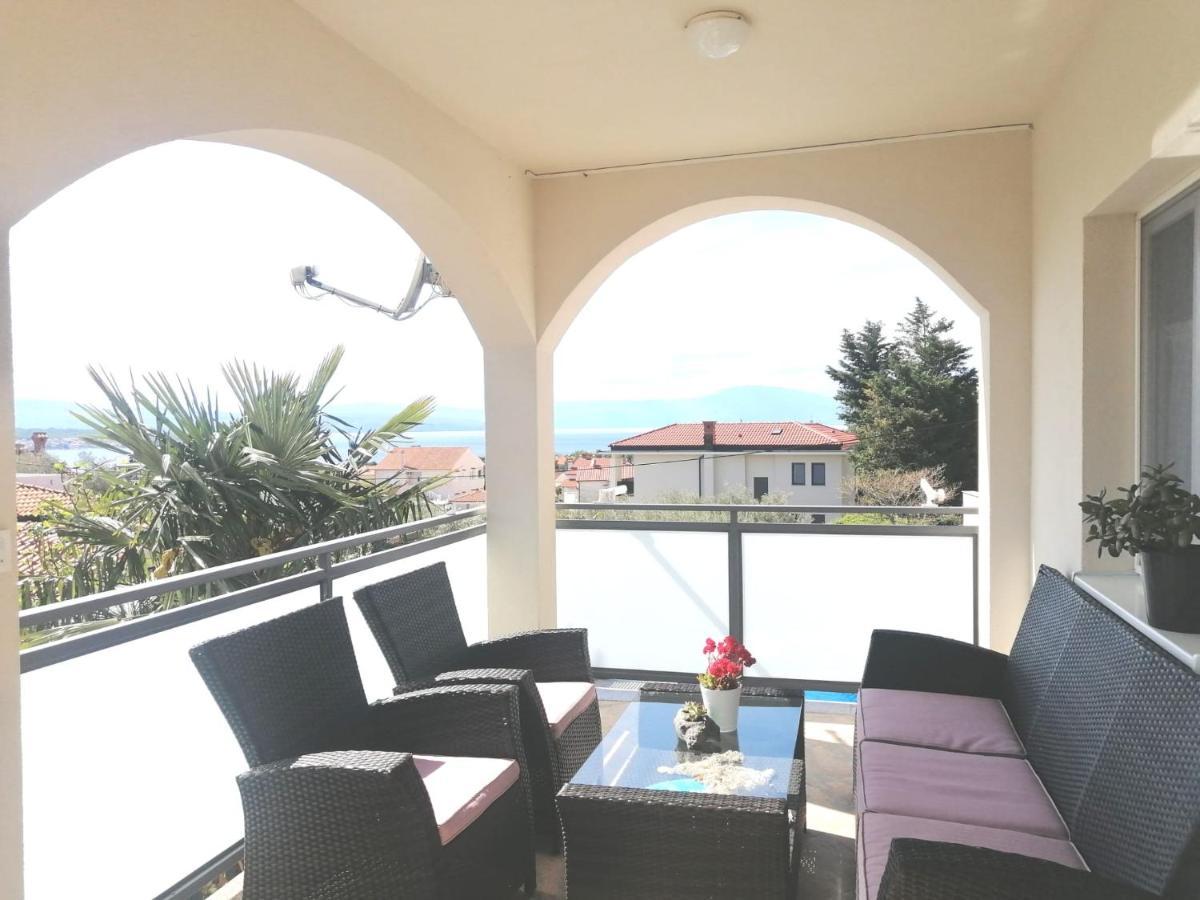 Lovely Sea View House In Island Krk Appartement