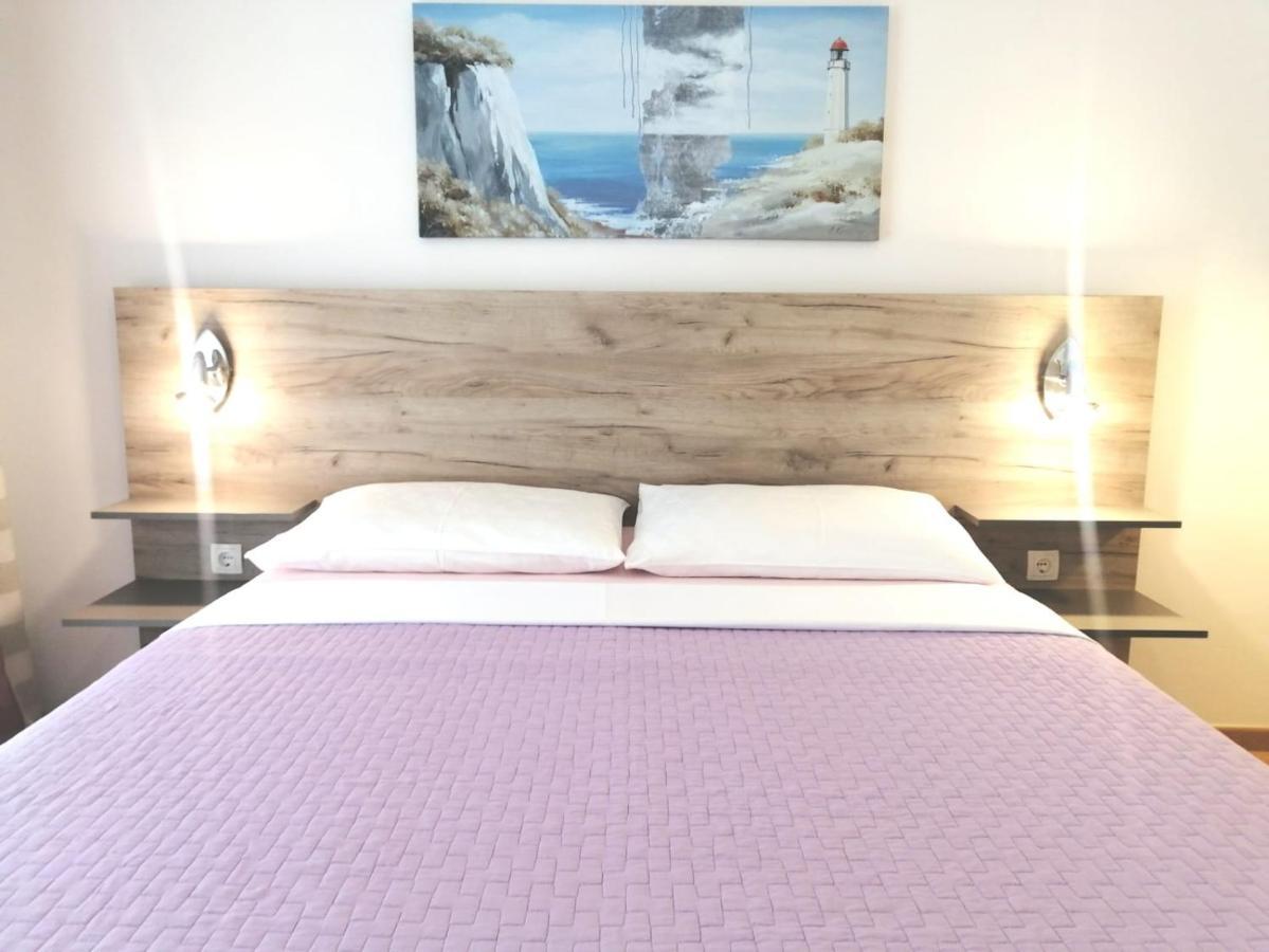Lovely Sea View House In Island Krk Malinska